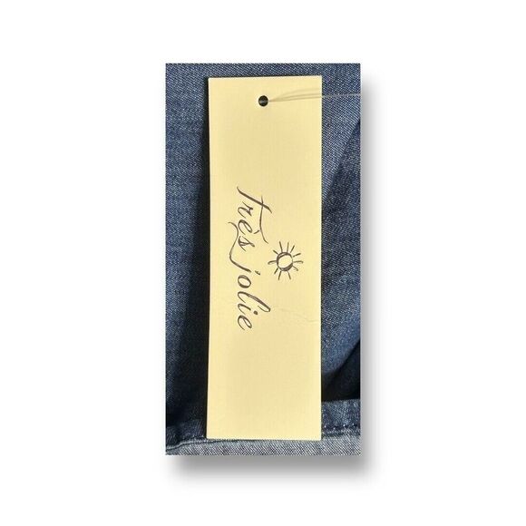 Tres Jolie L Blue Chambray Denim Look Ruffle Sleeve Blouse Boho Feminine Top NWT - Picture 5 of 8